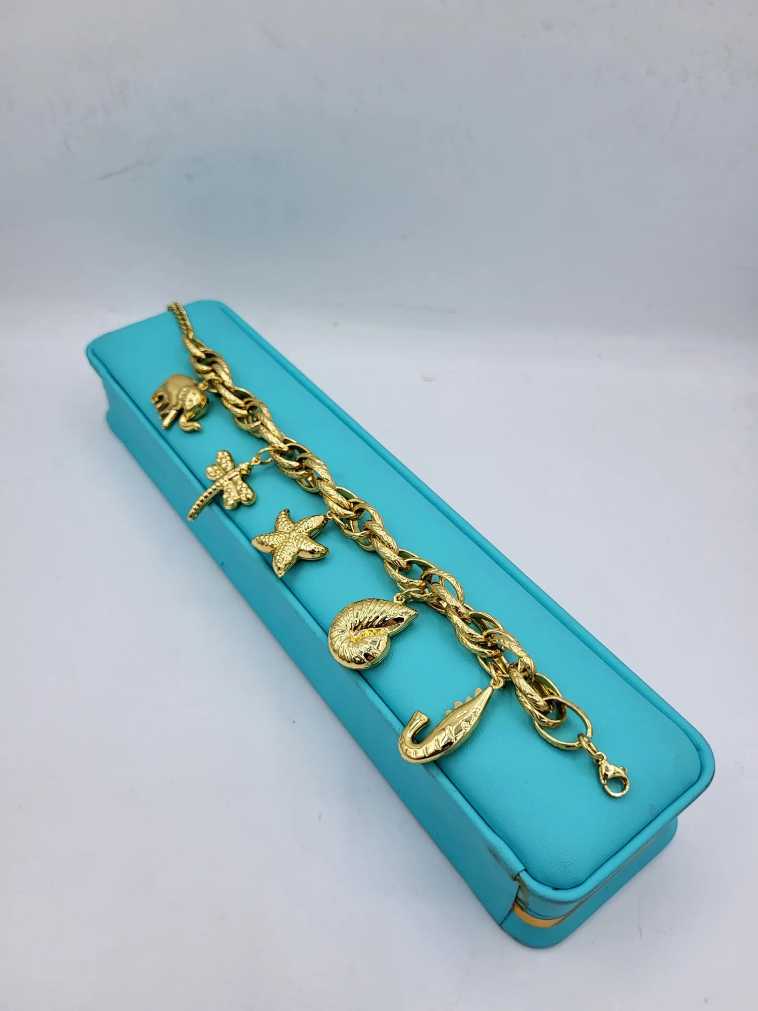 سنابل برونز