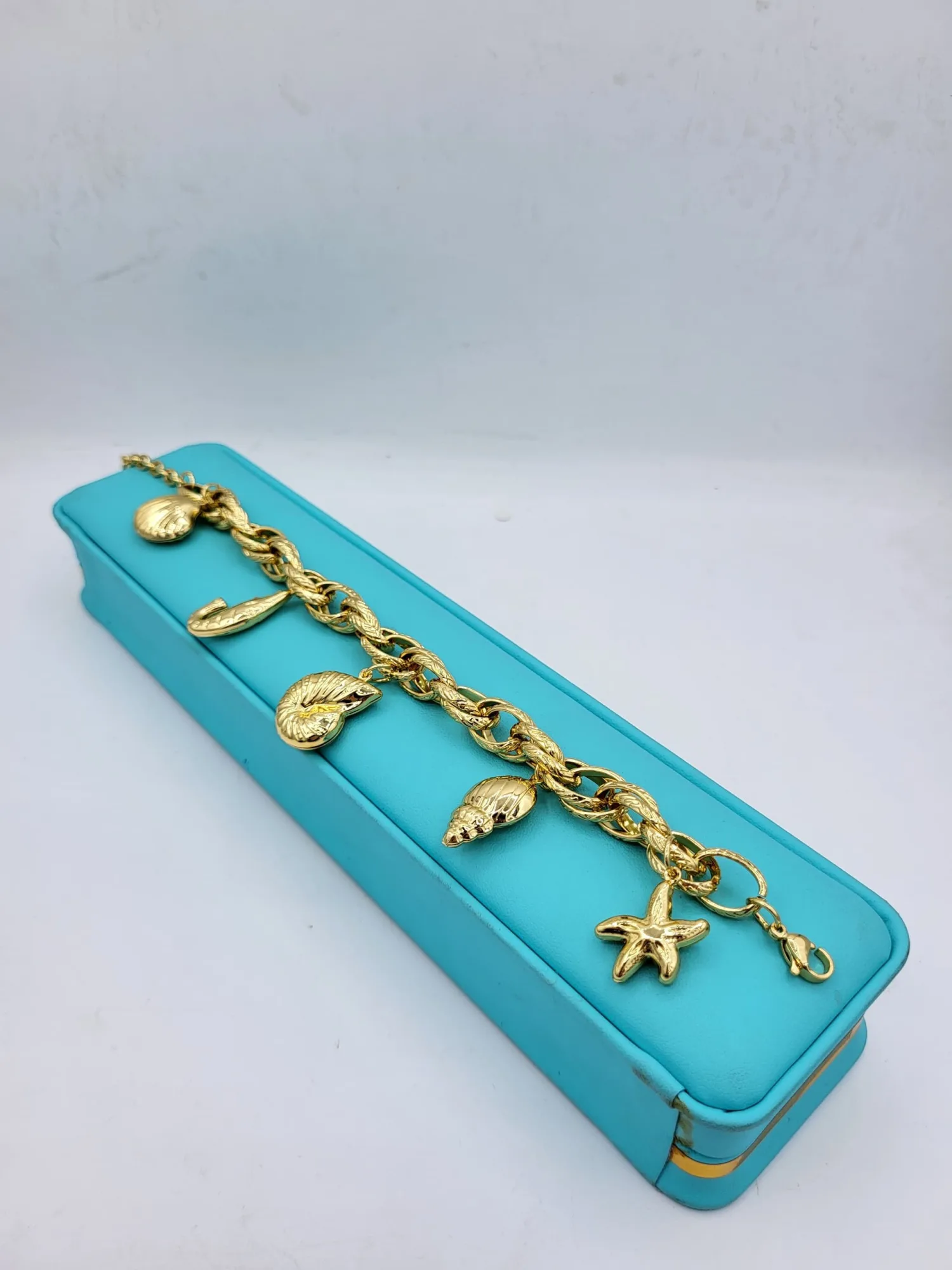 سنابل برونز